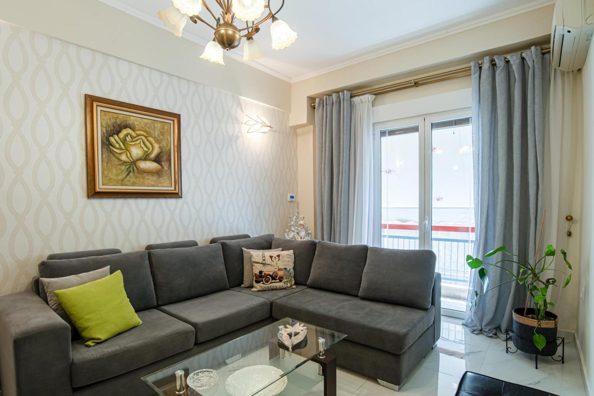Hidden Gem Smyrnis Apartment *